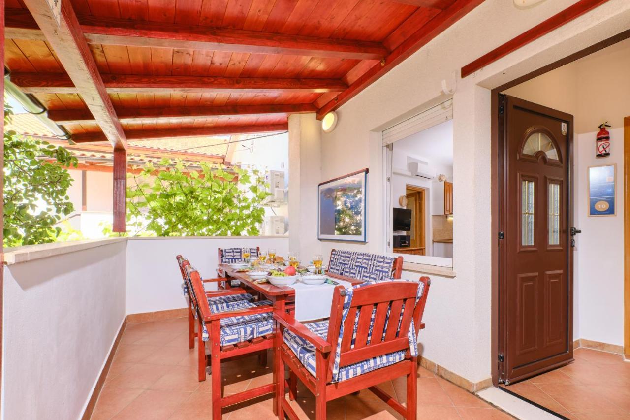 Apartments Antares Mali Lošinj Dış mekan fotoğraf