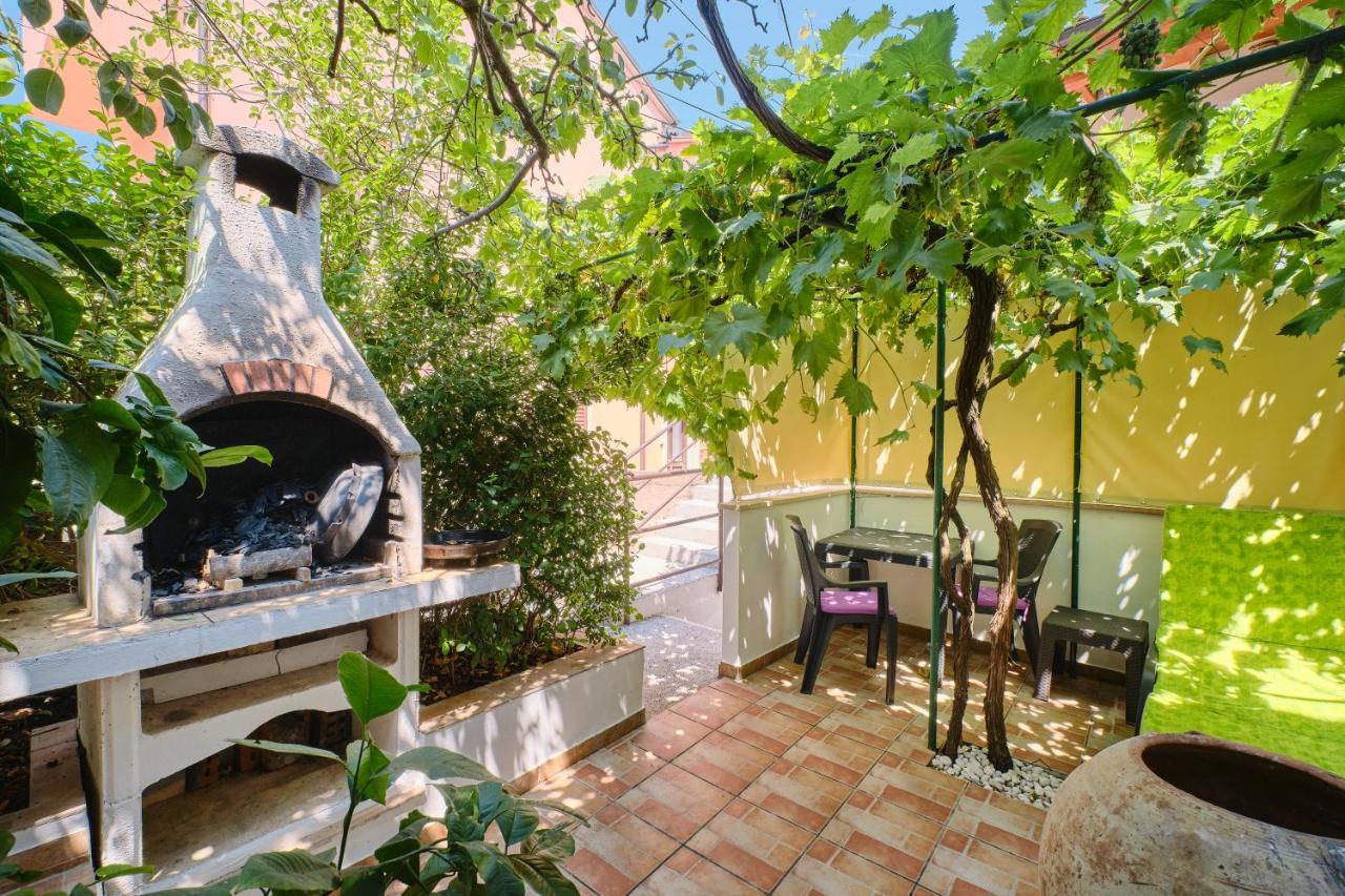 Apartments Antares Mali Lošinj Dış mekan fotoğraf