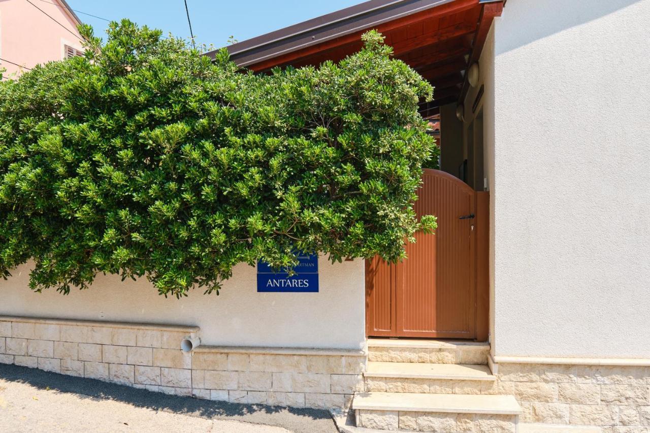 Apartments Antares Mali Lošinj Dış mekan fotoğraf
