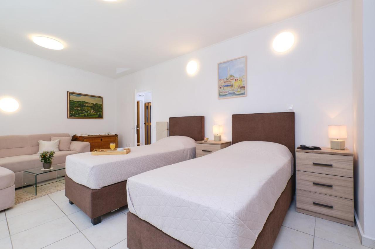 Apartments Antares Mali Lošinj Dış mekan fotoğraf