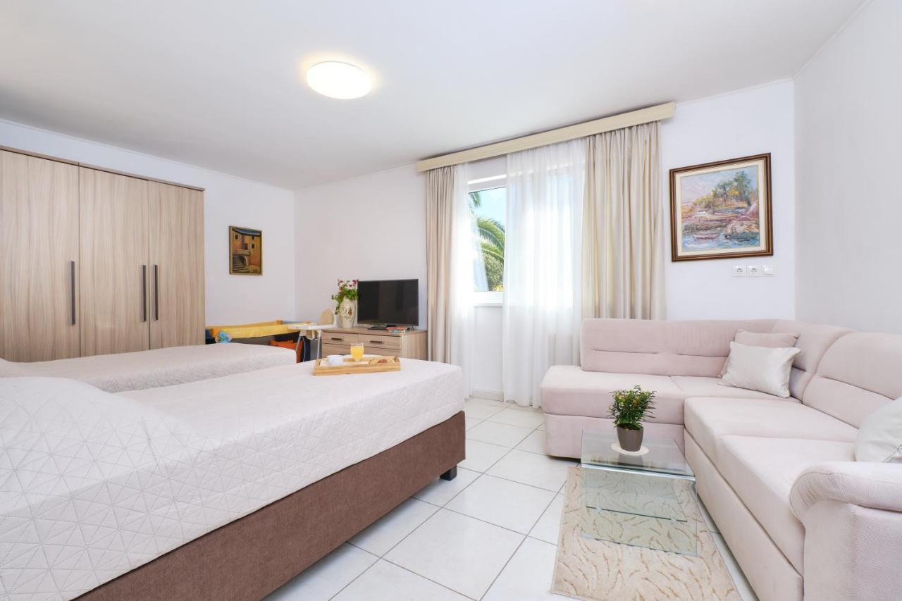 Apartments Antares Mali Lošinj Dış mekan fotoğraf